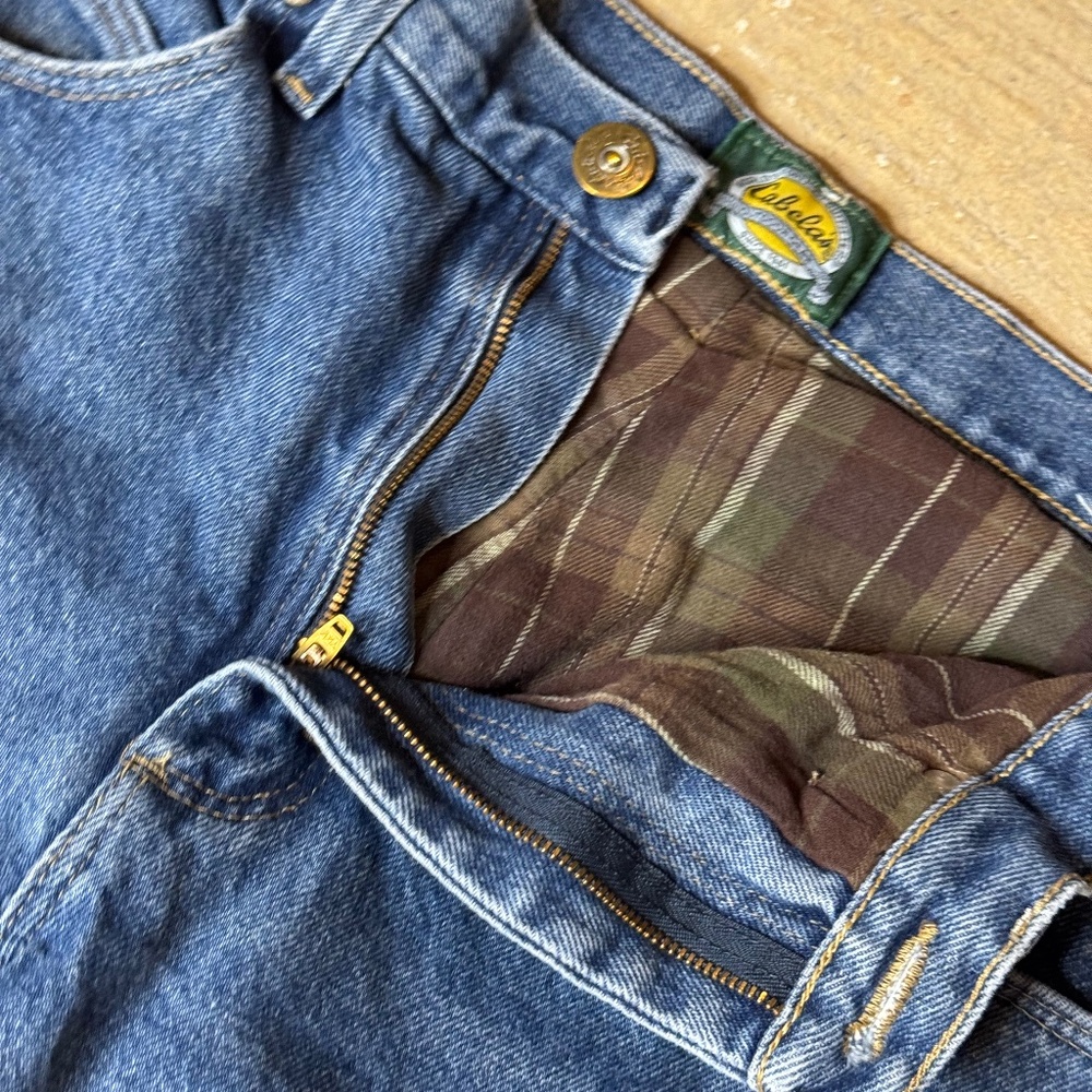 VINTAGE Cabela Jeans!